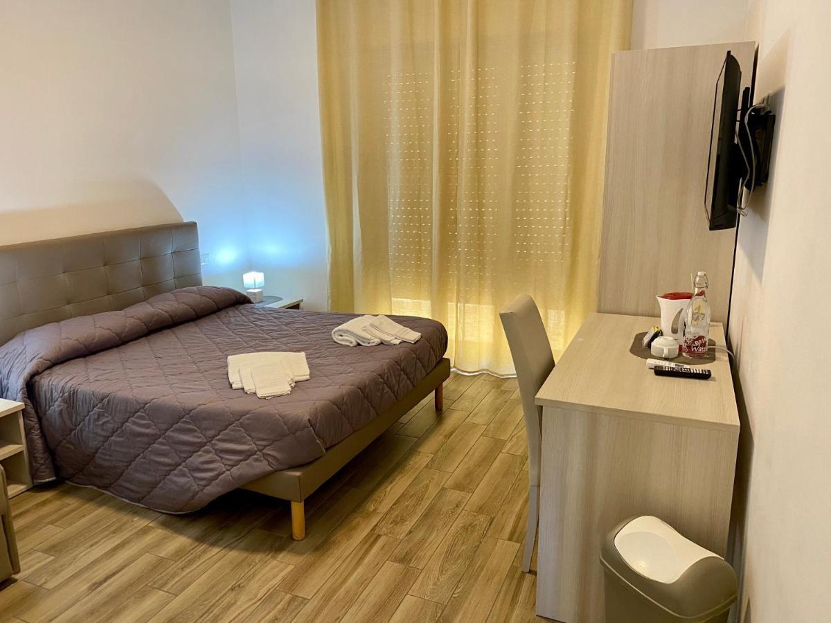Caruso Rooms Sorrento Bagian luar foto